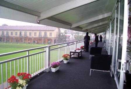 雙層看臺(tái)篷房